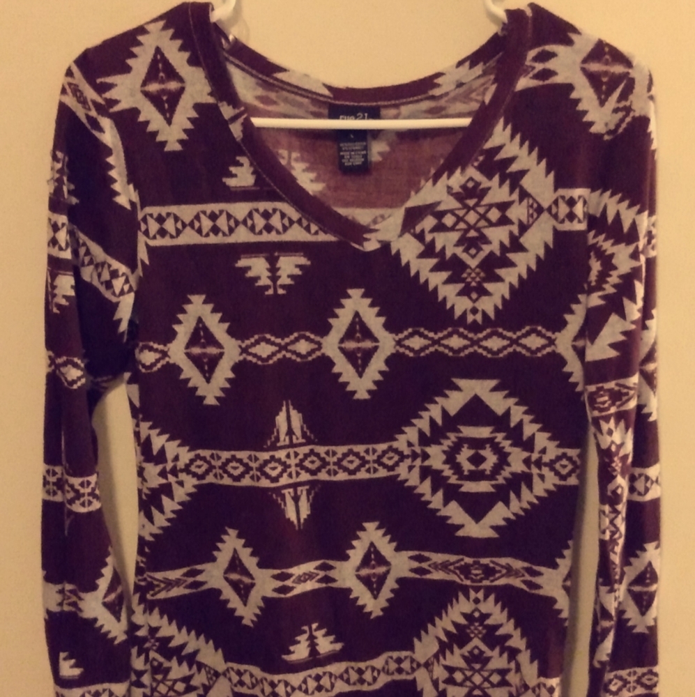 Long sleeve Aztec print shirt